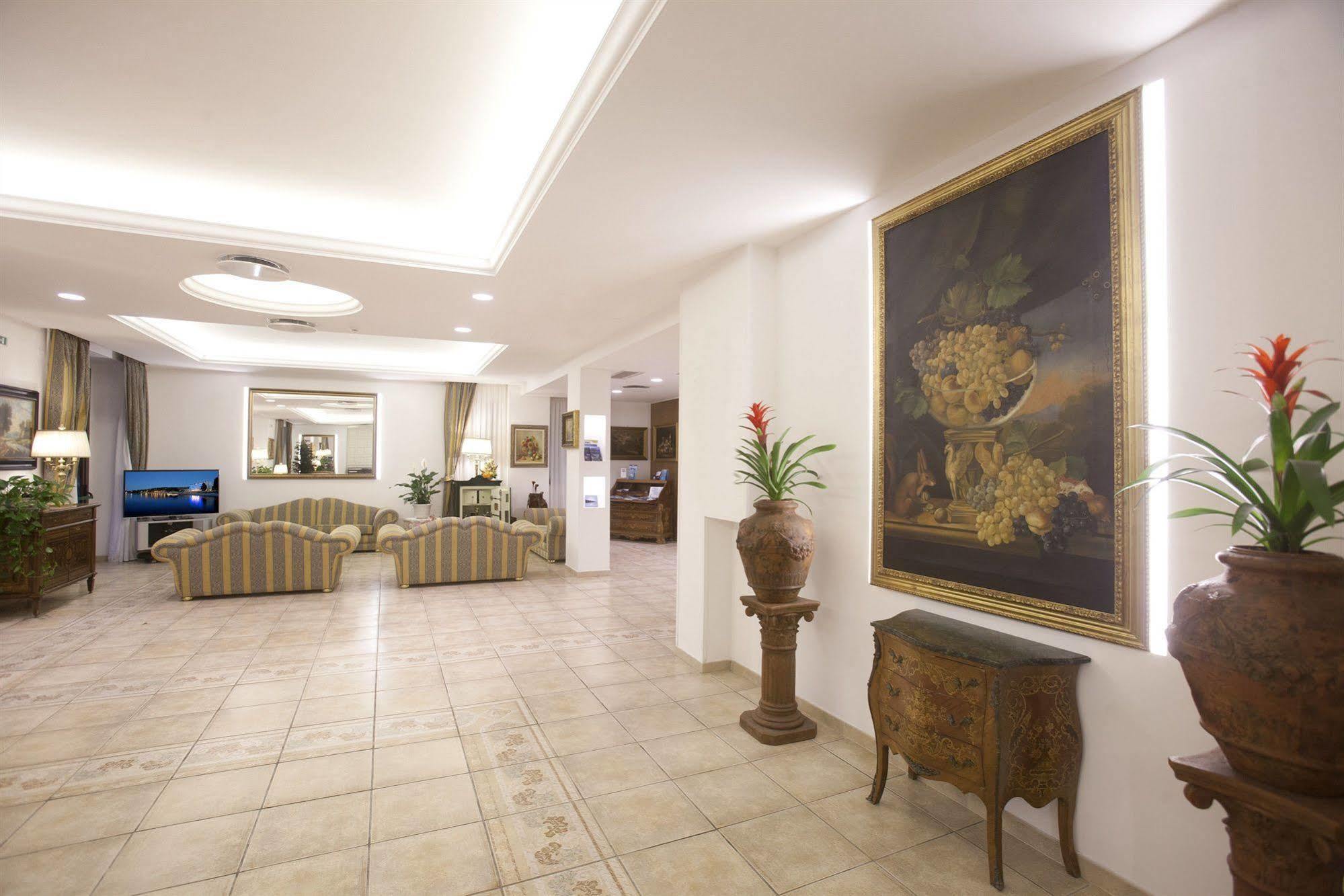 Baia D'Argento Hotel Порто Санто Стефано Екстериор снимка